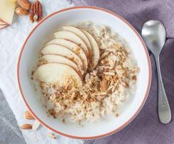 Ovesná kaše s jablky