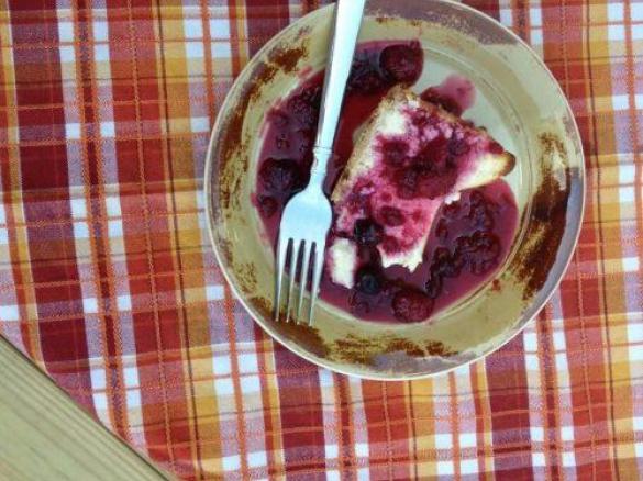 Quinoa košíčky s malinovým přelivem