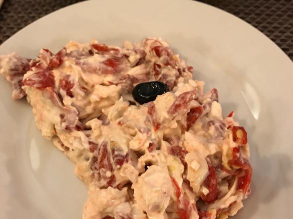 Bulharský katak a opečené papriky