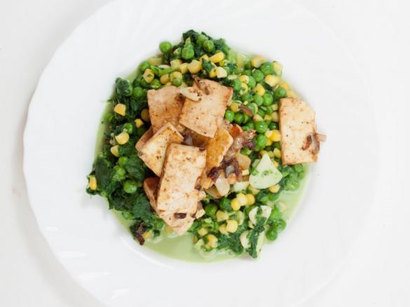 Tofu s hráškem a kale 