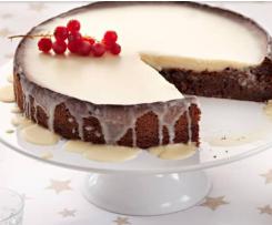 Bezlepkový mandlový dort s polevou z bílé čokolády