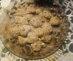 OŘECHOVO - KOKOSOVÉ SUŠENKY SE SUŠENÝM OVOCEM