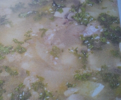 Rybí polévka s houbami