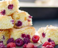 Třený ovocný koláč