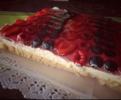 Svěží ovocný zákusek