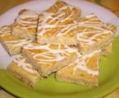 Tvarohové řezy s oříšky