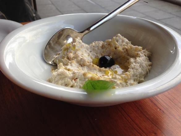 Pasta z cizrny s citronem