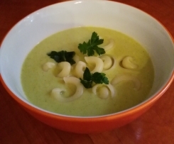 Cuketová polévka s kukuřicí