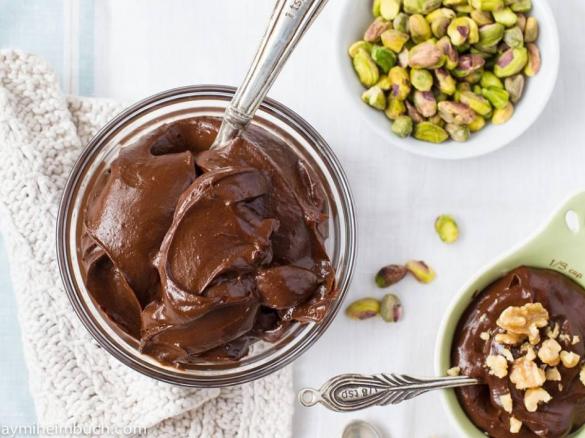 "ZDRAVÁ" ČOKOLÁDOVÁ POMAZÁNKA