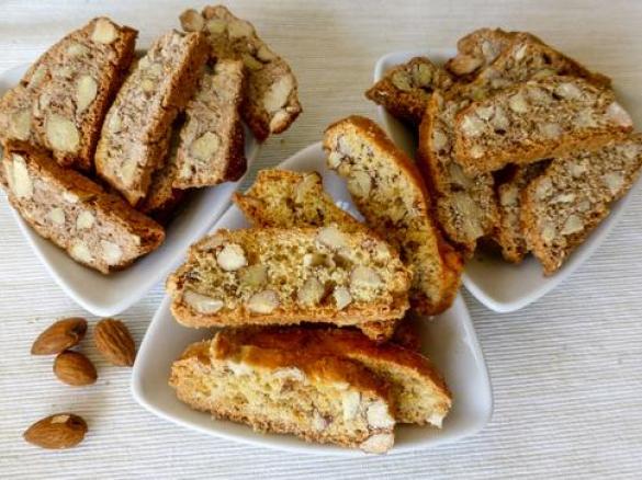 Cantucci (mandlové suchárky)