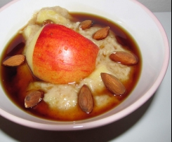 Ovesná kaše s jablky a obilným mlékem