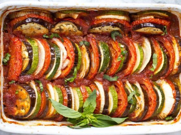 Francouzská míchaná zelenina (ratatouille)