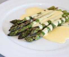 Chřest s parmazánovou omáčkou 