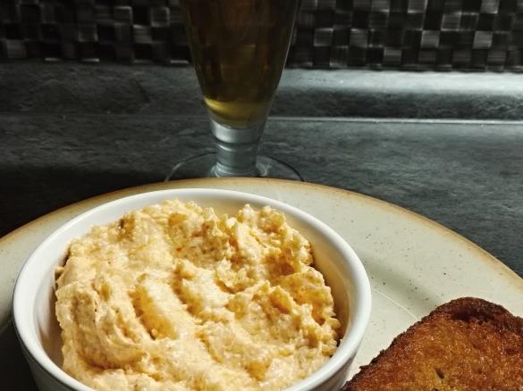 Topinková pomazánka z olomouckých tvarůžků