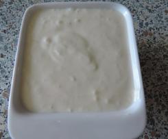 Česnekový, jogurtový dresink