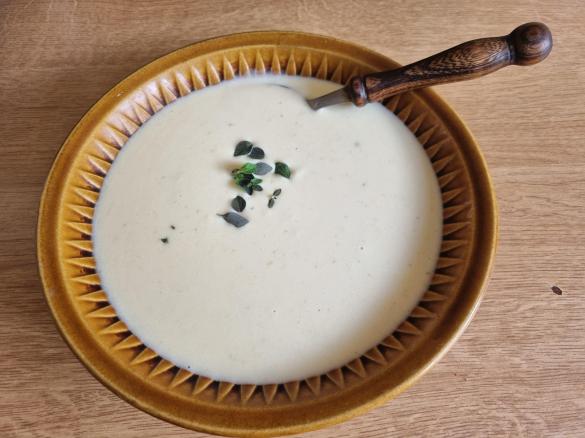 Pórková polévka Vichyssoise