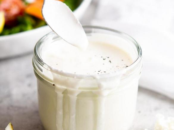 Smetanová zálivka s jogurtem