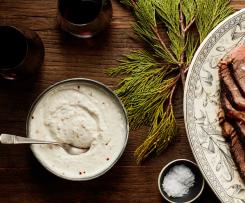 Jogurtová zálivka s křenem