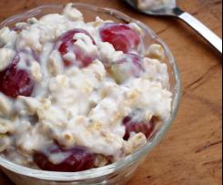 Jablečný salát s ořechy