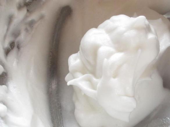 Jak ušlehat sníh z bílků