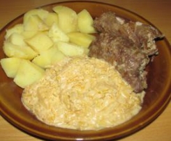 Závitky z roštěné s kysaným zelím po selsku