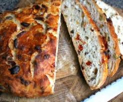 Ciabatta s olivami a sušenými rajčaty
