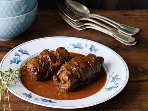 Kapsy z vepřového plecka plněné kyselým zelím