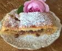 Křehký jablečný závin