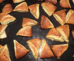 Česnekové trojhránky kynuté