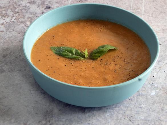 Klasická rajská polévka