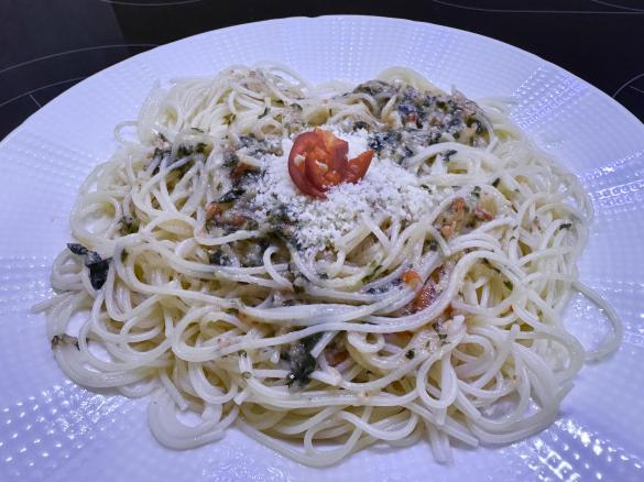 Špagety Aglio Olio e Peperoncino