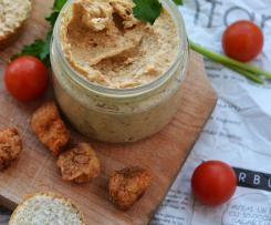 Škvarková pomazánka s vejci