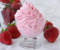 Jahodový tvaroh s meduňkou