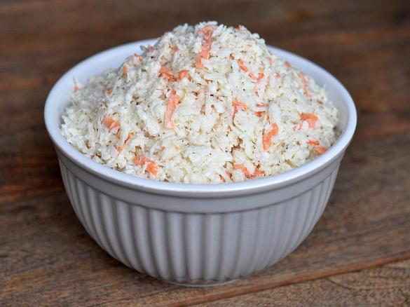 Zelný salát s koprem a mrkví