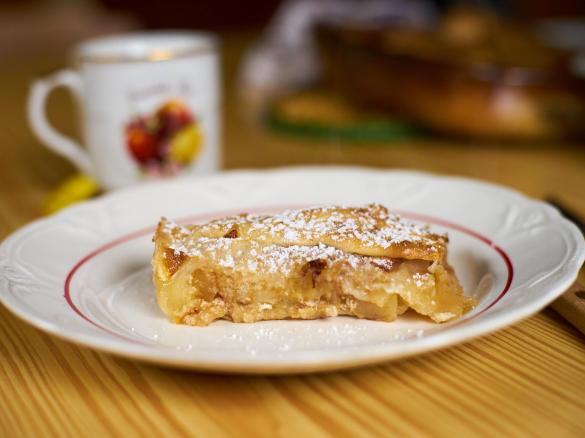 Štrůdl s karamelovými jablíčky