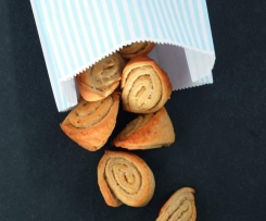 Česnekové trojhránky kynuté