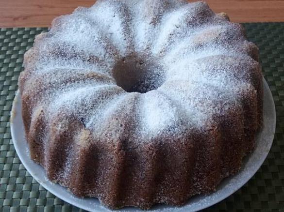 Bábovka olejová s ořechy i bezlepková