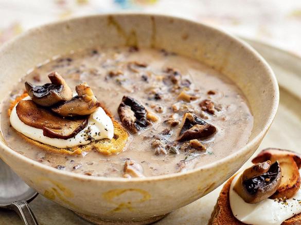 Žampiónová polévka