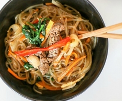 Korejské nudle japchae