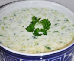 Tarator - bulharská studená polévka