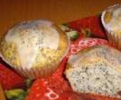 Makové muffiny s rozinkami