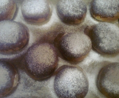 Kynuté buchty s meruňami a pomazánkovým máslem