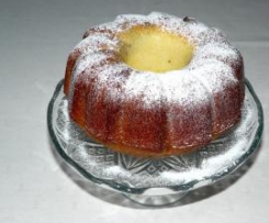 Bábovka s vaječným koňakem 