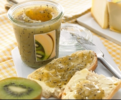 džem z kiwi a banánů