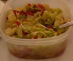 Salát z čínského zelí s ananasem