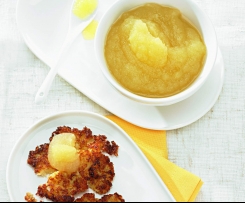 Bramboráčky s jablečnou omáčkou